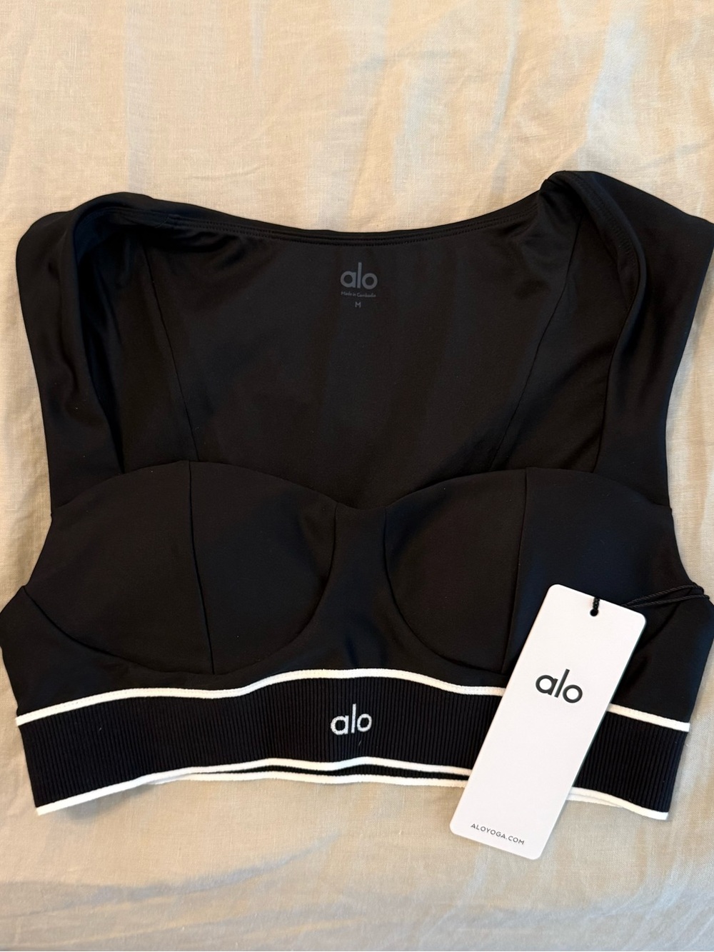 🖤Airlift Alignment Bra - Picture 2 of 5